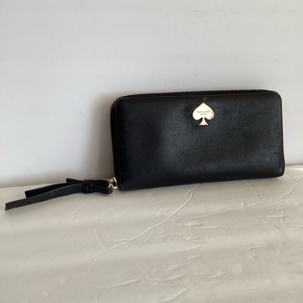 Kate spade zipper wallet women’s clutch